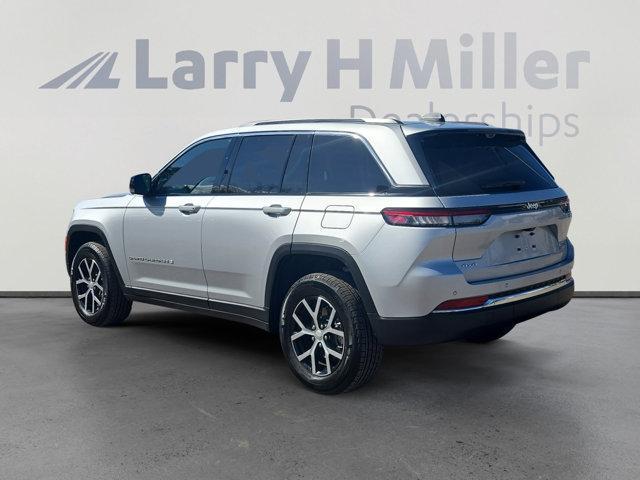 new 2025 Jeep Grand Cherokee car, priced at $37,180
