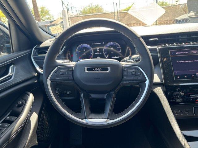 new 2025 Jeep Grand Cherokee car, priced at $39,680