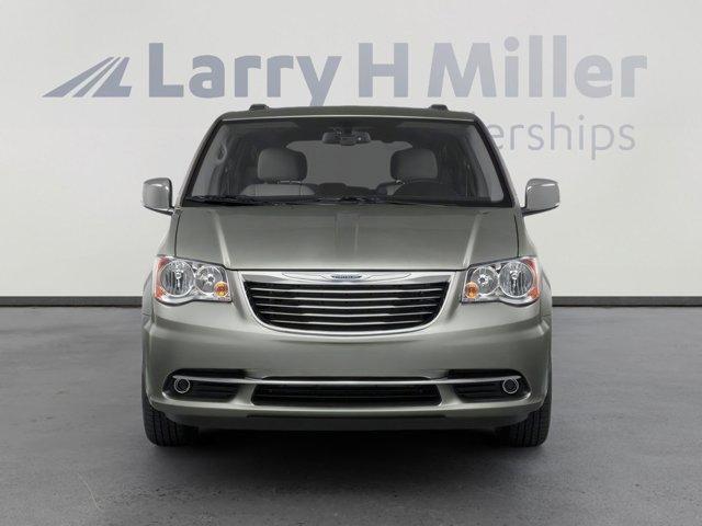 used 2013 Chrysler Town & Country car, priced at $7,398