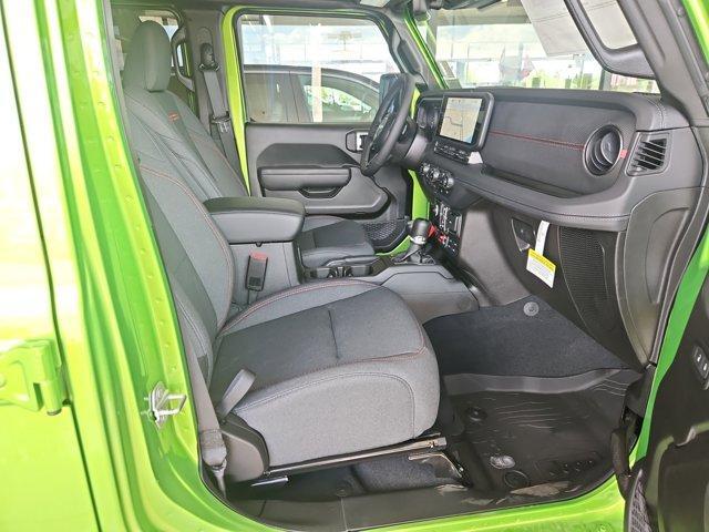 new 2025 Jeep Gladiator car, priced at $51,100