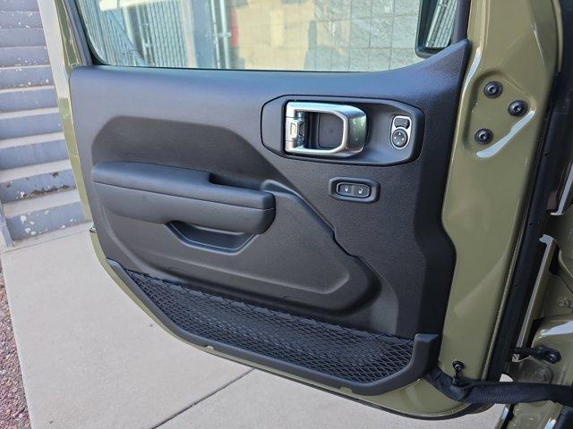 new 2025 Jeep Gladiator car, priced at $55,550