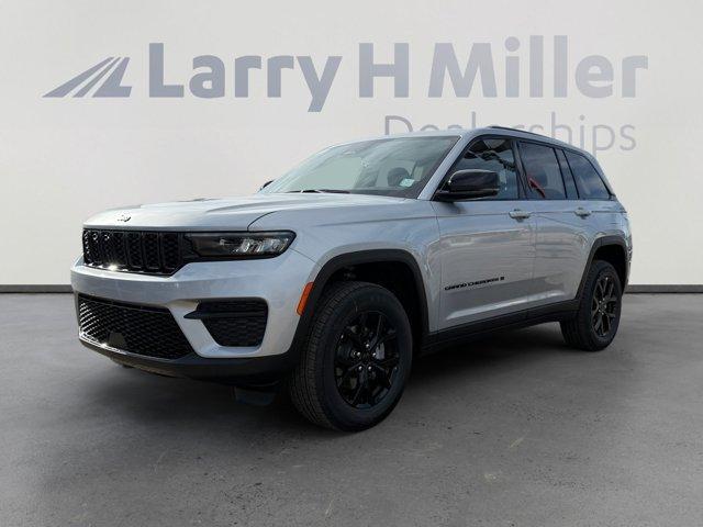 new 2025 Jeep Grand Cherokee car, priced at $40,299
