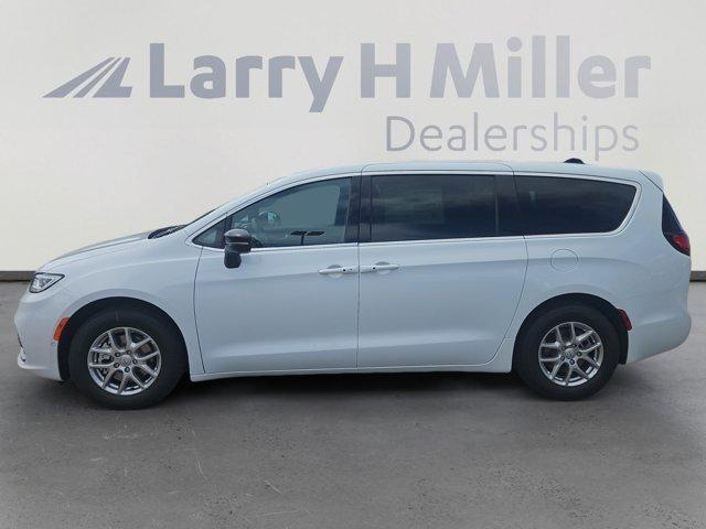 new 2026 Chrysler Pacifica car, priced at $40,490