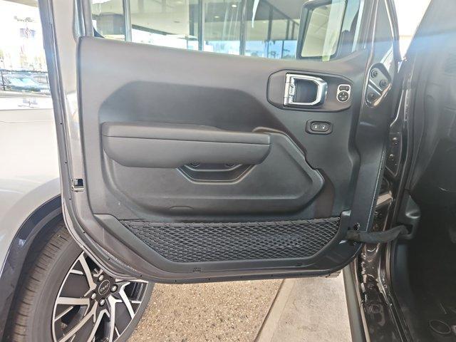 new 2025 Jeep Gladiator car, priced at $49,100