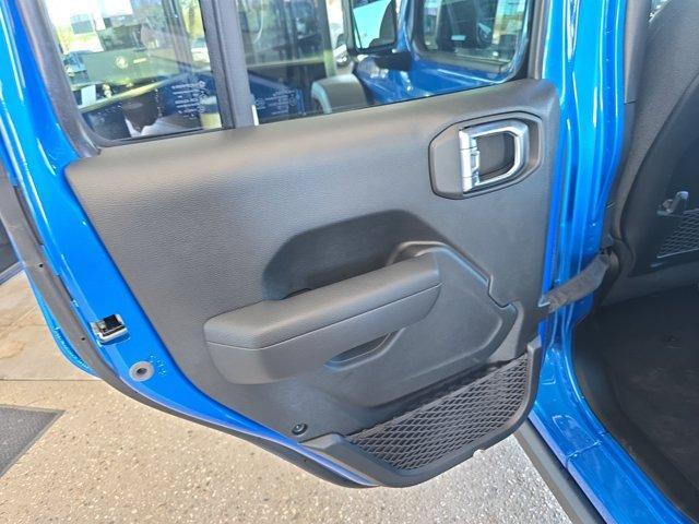 new 2025 Jeep Wrangler car, priced at $57,532