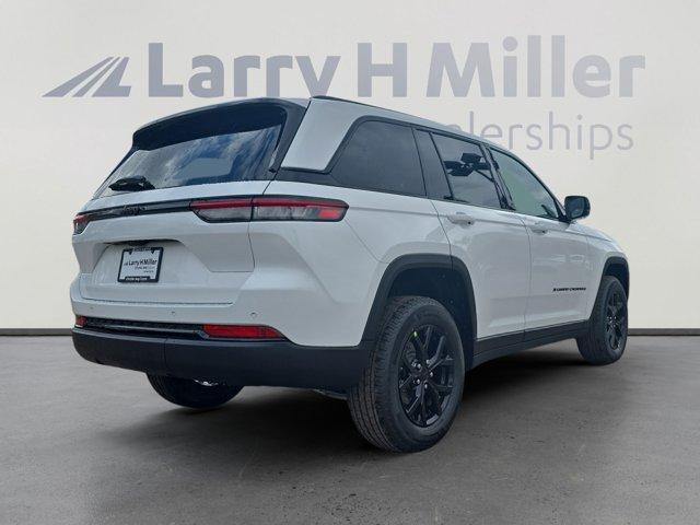 new 2025 Jeep Grand Cherokee car, priced at $37,908