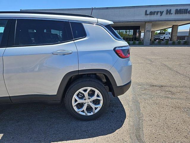 new 2024 Jeep Compass car, priced at $33,010