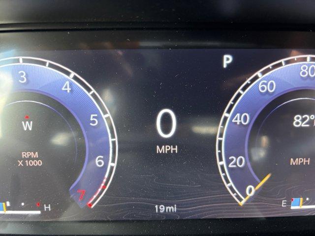 new 2025 Jeep Grand Cherokee car, priced at $40,876