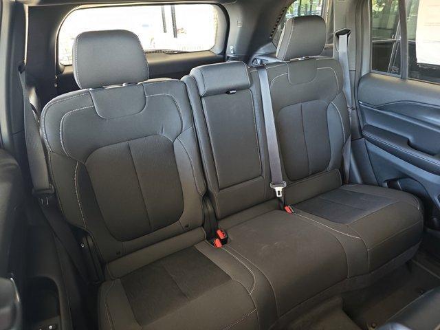 new 2025 Jeep Grand Cherokee car, priced at $39,567