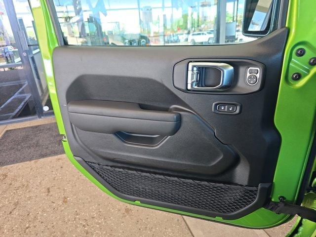 new 2025 Jeep Wrangler car, priced at $46,502