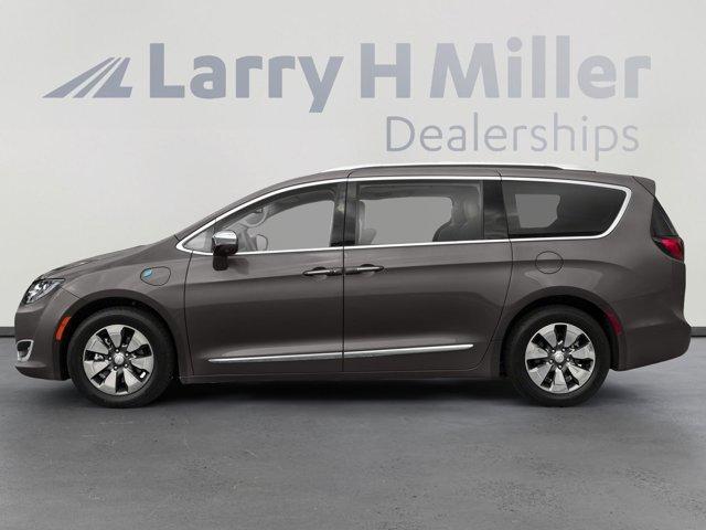 used 2019 Chrysler Pacifica Hybrid car, priced at $15,962