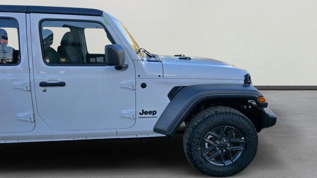 new 2025 Jeep Wrangler car, priced at $45,168