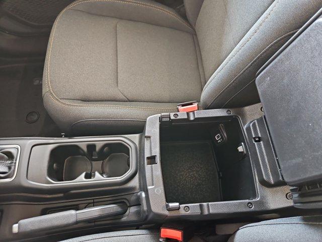 new 2025 Jeep Gladiator car, priced at $46,979
