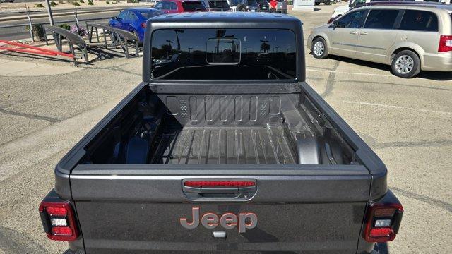 new 2025 Jeep Gladiator car, priced at $53,424