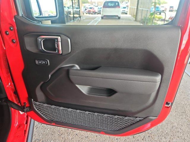 new 2025 Jeep Wrangler car, priced at $46,188