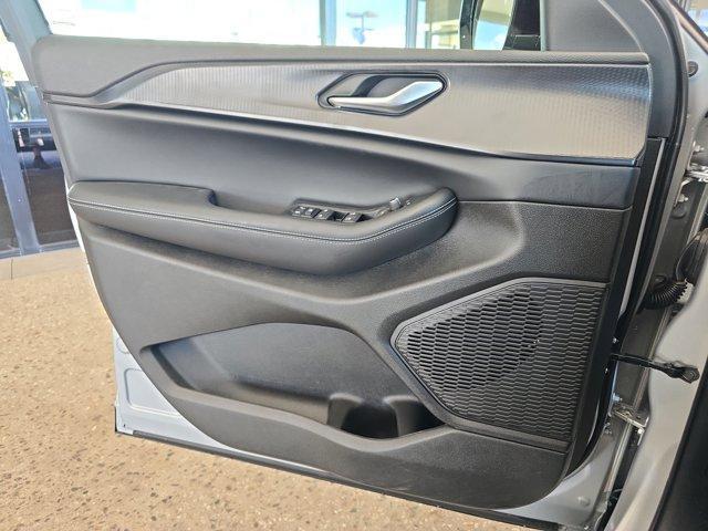 new 2025 Jeep Grand Cherokee L car, priced at $40,575