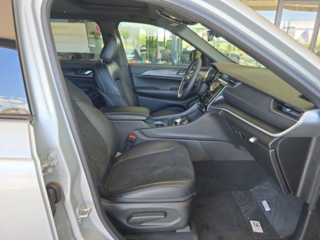 new 2025 Jeep Grand Cherokee L car, priced at $40,575