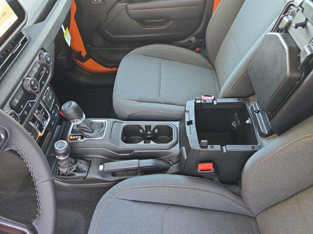 new 2025 Jeep Gladiator car, priced at $43,823