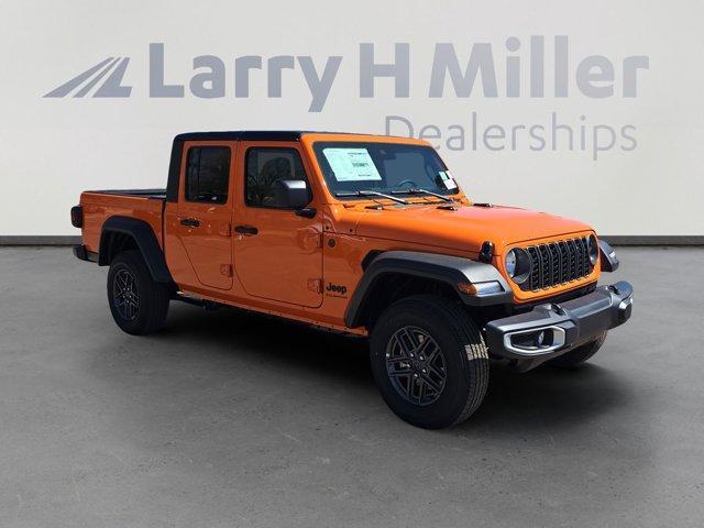new 2025 Jeep Gladiator car, priced at $43,823