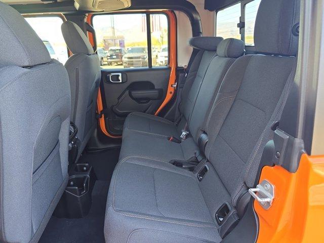 new 2025 Jeep Gladiator car, priced at $43,823