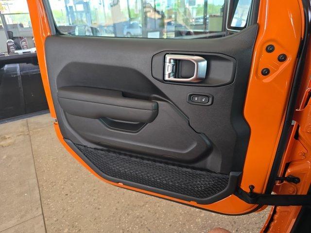 new 2025 Jeep Wrangler car, priced at $39,292