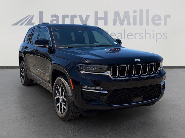 new 2025 Jeep Grand Cherokee car, priced at $44,176