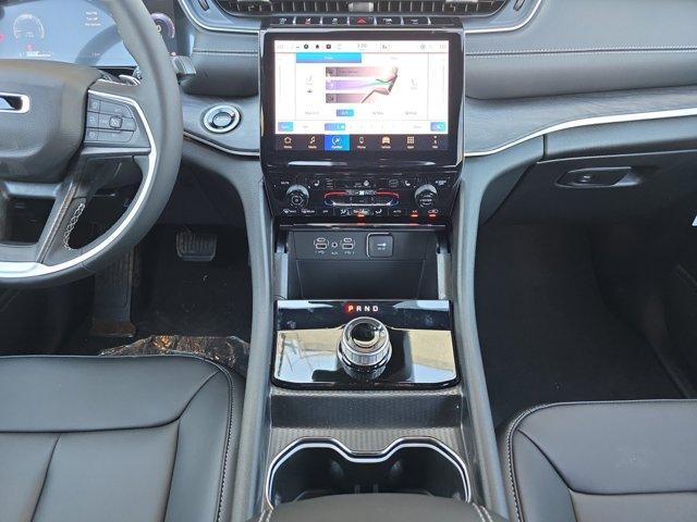 new 2025 Jeep Grand Cherokee L car, priced at $42,458
