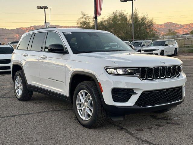 new 2025 Jeep Grand Cherokee car, priced at $37,490