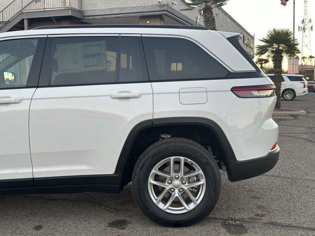 new 2025 Jeep Grand Cherokee car, priced at $37,490