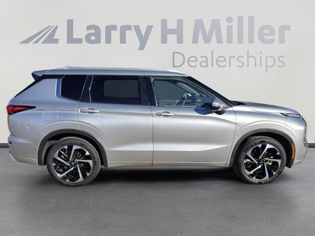 used 2022 Mitsubishi Outlander car, priced at $25,521