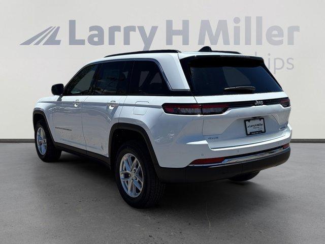 new 2025 Jeep Grand Cherokee car, priced at $38,972
