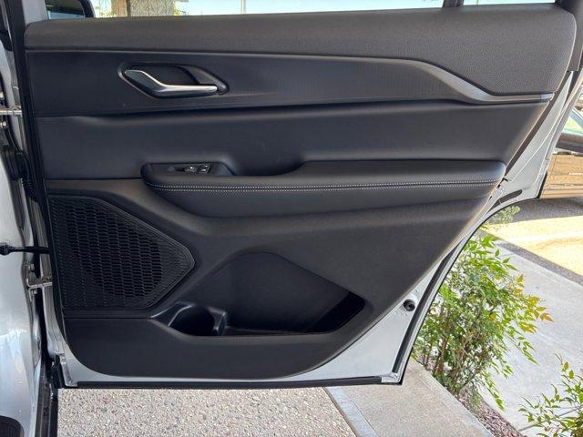 new 2025 Jeep Grand Cherokee L car, priced at $39,285