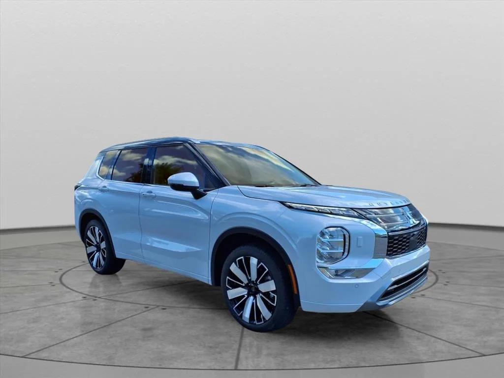 new 2025 Mitsubishi Outlander car, priced at $43,125