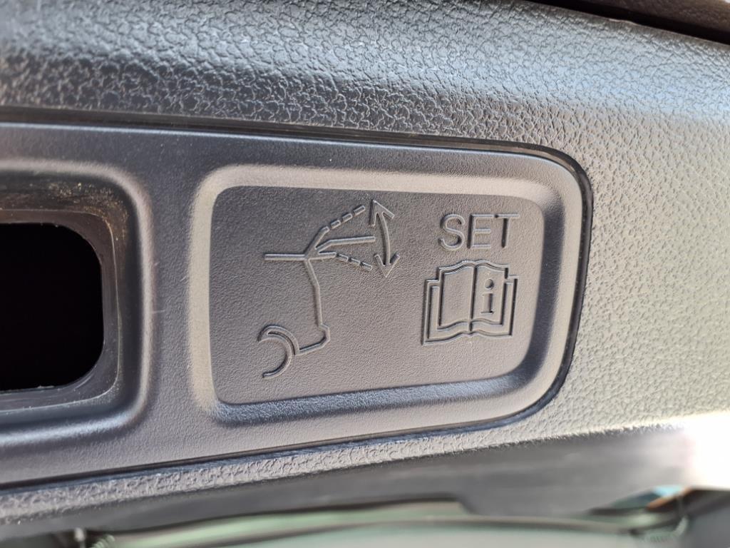 used 2024 Ford Expedition car, priced at $49,997