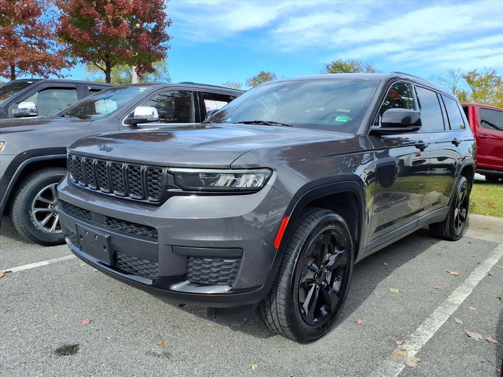 used 2023 Jeep Grand Cherokee L car, priced at $27,797