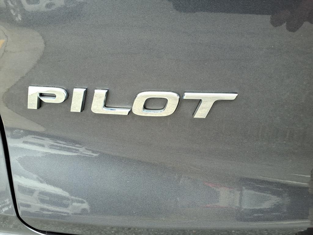 used 2017 Honda Pilot car, priced at $17,997
