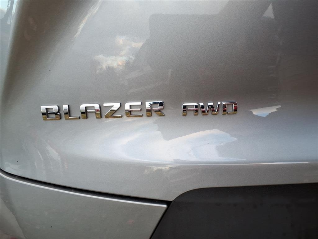 used 2025 Chevrolet Blazer car, priced at $35,210