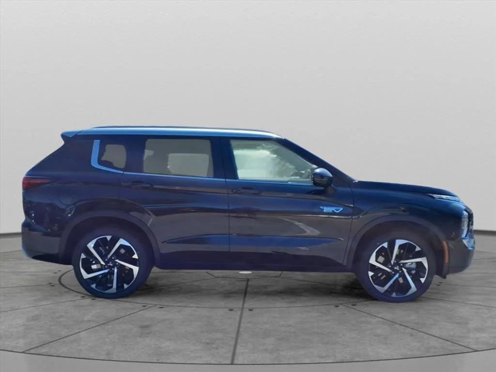 new 2025 Mitsubishi Outlander PHEV car, priced at $52,645