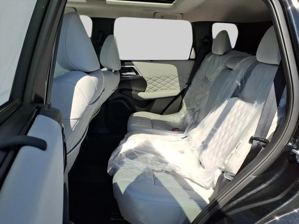 new 2025 Mitsubishi Outlander PHEV car, priced at $52,645