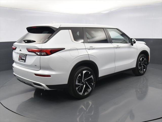 new 2024 Mitsubishi Outlander car, priced at $33,660