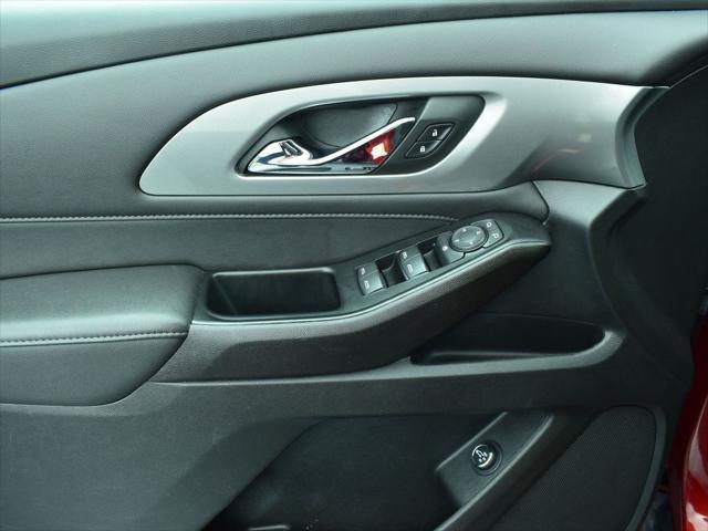 used 2023 Chevrolet Traverse car, priced at $28,029