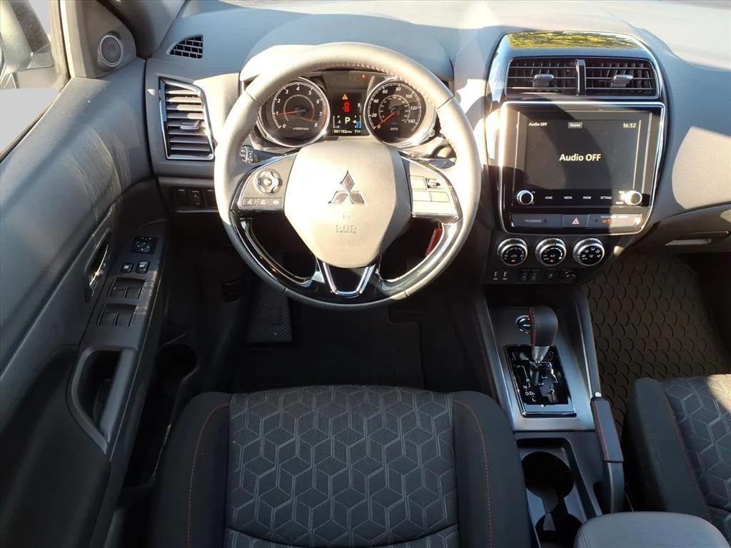 new 2025 Mitsubishi Outlander car, priced at $41,745