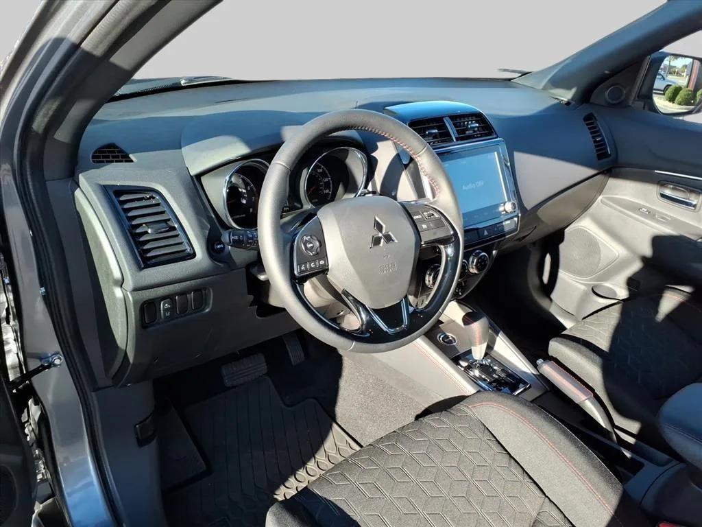 new 2025 Mitsubishi Outlander car, priced at $41,745