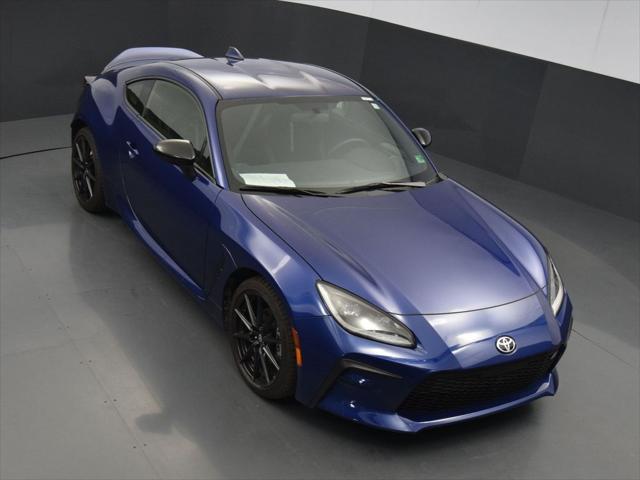 used 2024 Toyota GR86 car, priced at $32,397
