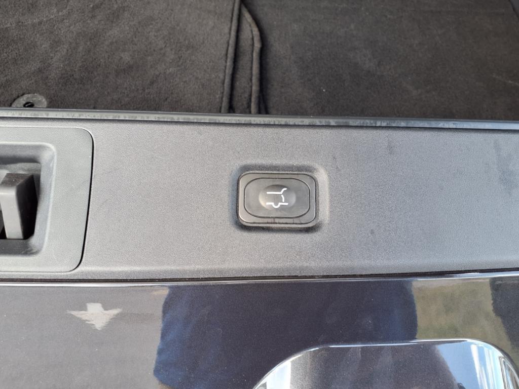 used 2025 Ford Expedition Max car, priced at $66,495
