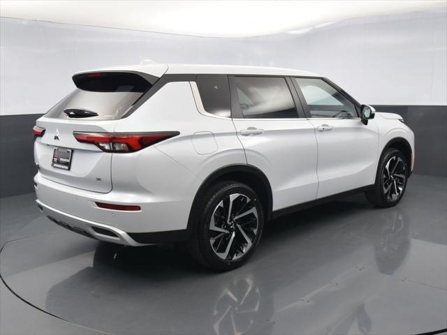 new 2024 Mitsubishi Outlander car, priced at $34,860