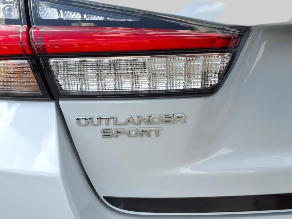 new 2025 Mitsubishi Outlander Sport car, priced at $31,060