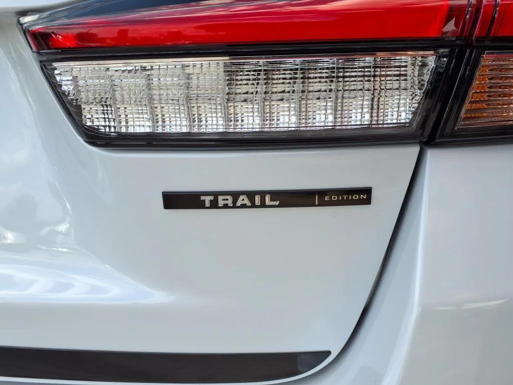 new 2025 Mitsubishi Outlander Sport car, priced at $31,060