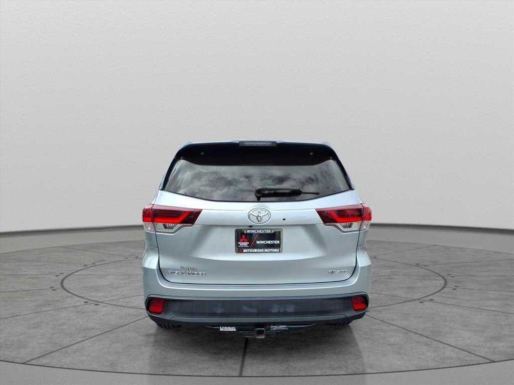 used 2019 Toyota Highlander car, priced at $22,587