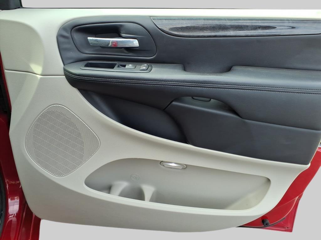 used 2013 Dodge Grand Caravan car, priced at $8,997